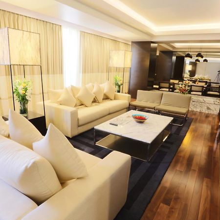 Avari Towers Карачи Экстерьер фото A living room