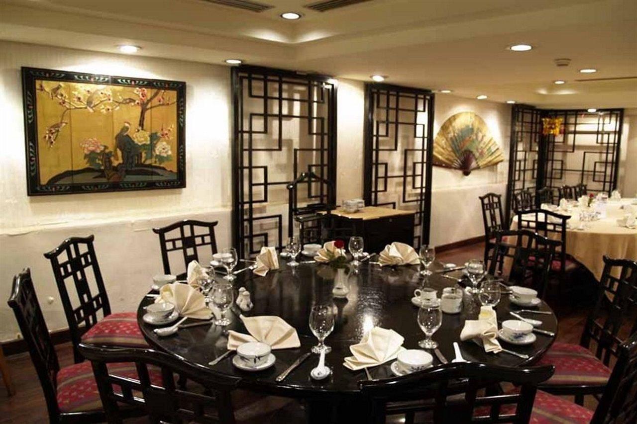 Avari Towers Карачи Экстерьер фото A restaurant in Kuala Lumpur, Malaysia
